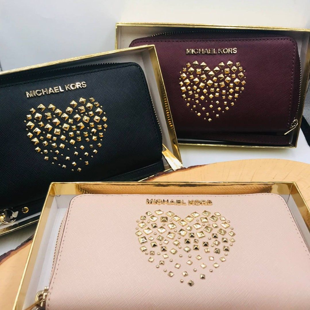 Michael kors heart wallet deals