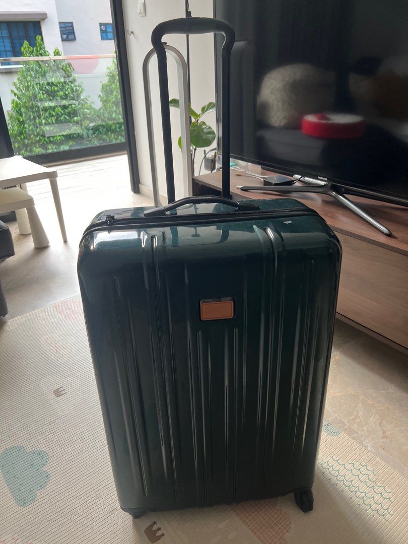 Authentic Tumi V4 Short Trip 26Inch, Hobbies & Toys, Travel, Luggage