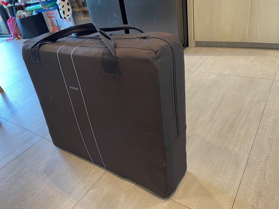 Baby Bjorn Travel Cot, Babies & Kids, Baby Nursery & Kids Furniture