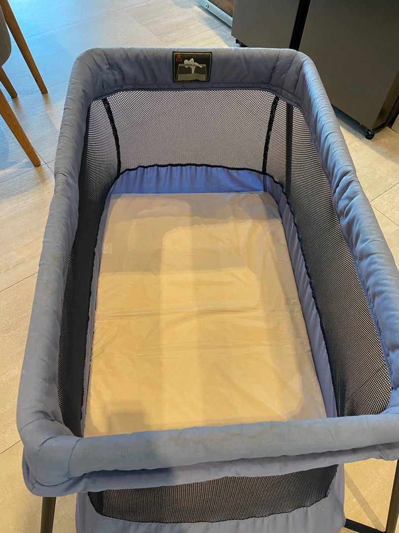 Baby Bjorn Travel Cot, Babies & Kids, Baby Nursery & Kids Furniture