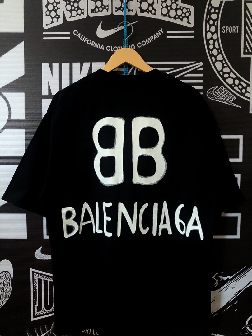 BALENCIAGA BIG LOGO SPRAY PAINT TSHIRT on Carousell