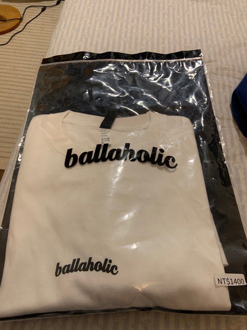 ballaholic small logo tee L號