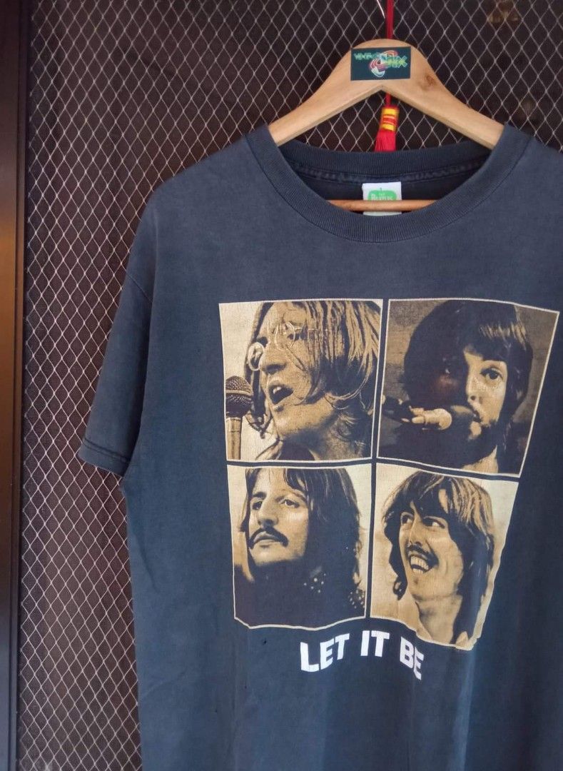 Beatles Let It Be (Category: Activewear) located in Quezon City. Submitted by ojallday06 (Listing ID 1235688934, Image 3). Description: The Beatles Let It Be 📐 22/28 Beatles hard tag Issue: multiple tiny pinhole, penholes, slice, scratch on neckline,fade.