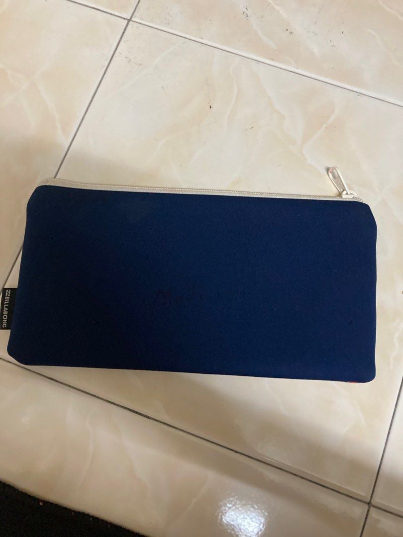Billabong clutch discount