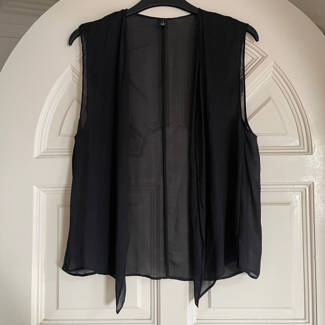 Black silk vest, Women's Fashion, Tops, Other Tops on Carousell
