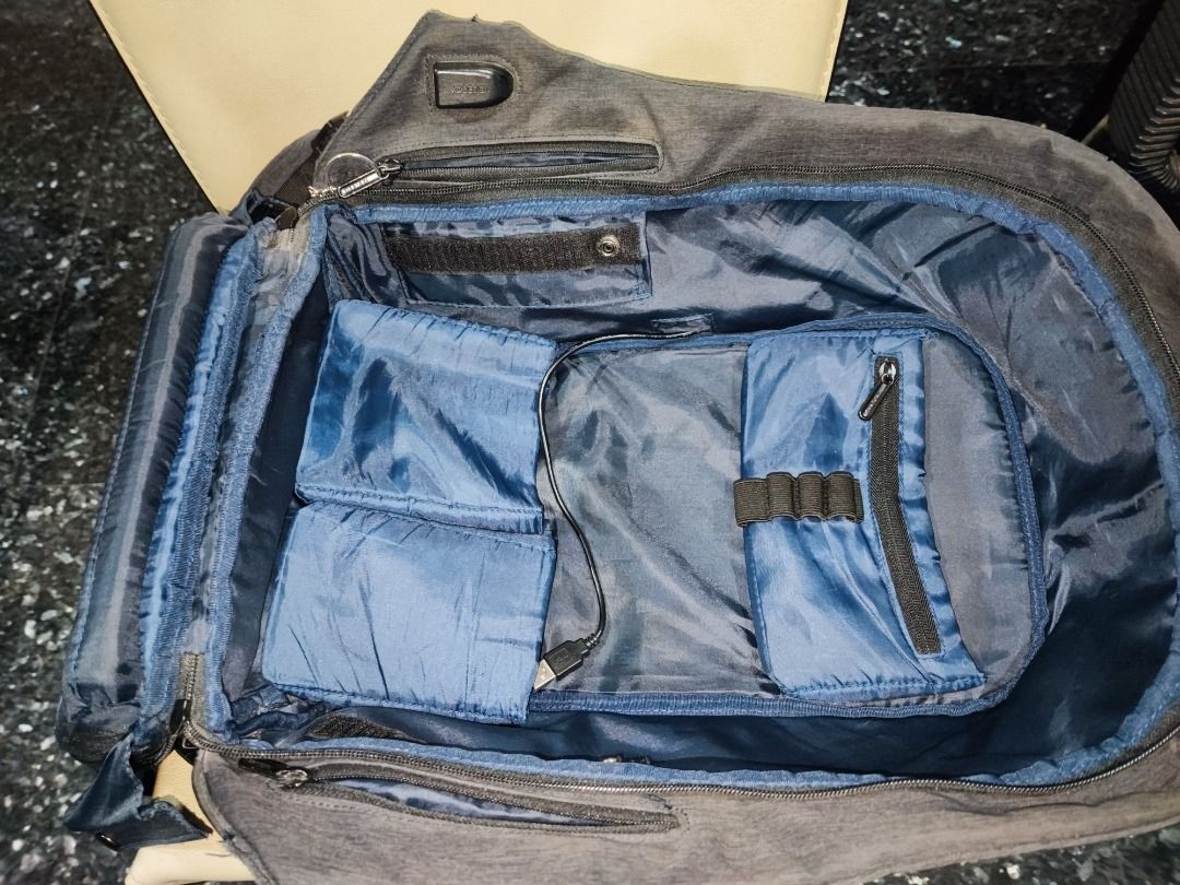 Bobby Anti Theft Backpack Original XD Design, Men's Fashion, Bags