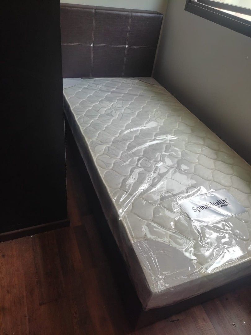 Brand new foam mattress single / super single size with fully Free