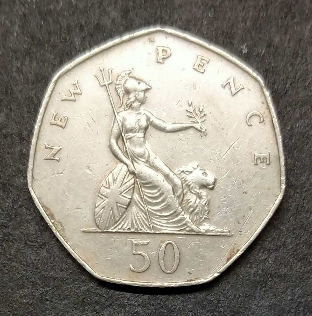 British old Coin (Category: Currency) located in San Juan City. Submitted by wecollectors (Listing ID 1235640650, Image 1). Description: 1976 British 50 New Pence Queen Elizabeth Ii old coin price 90.
