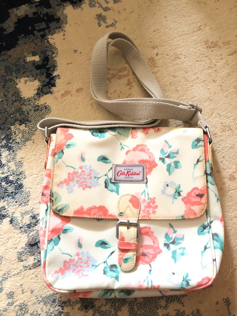 Cath Kidston Girl Cross Body bag White Pink, Women's Fashion, Bags