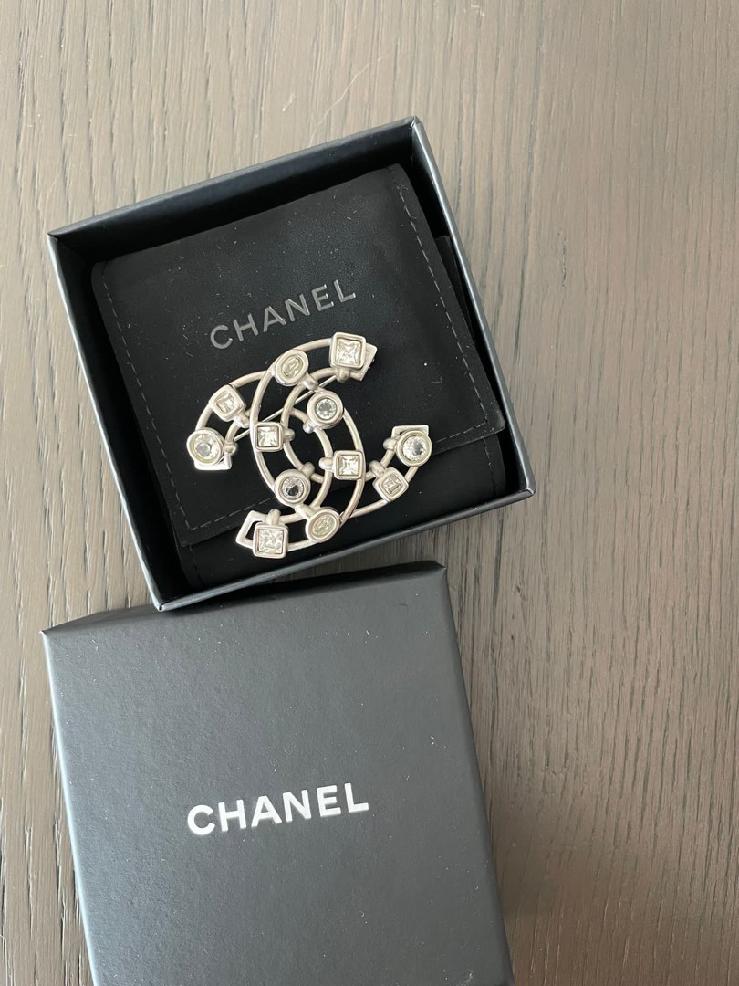 Chanel CC brooch. Strass crystals., Luxury, Accessories on Carousell