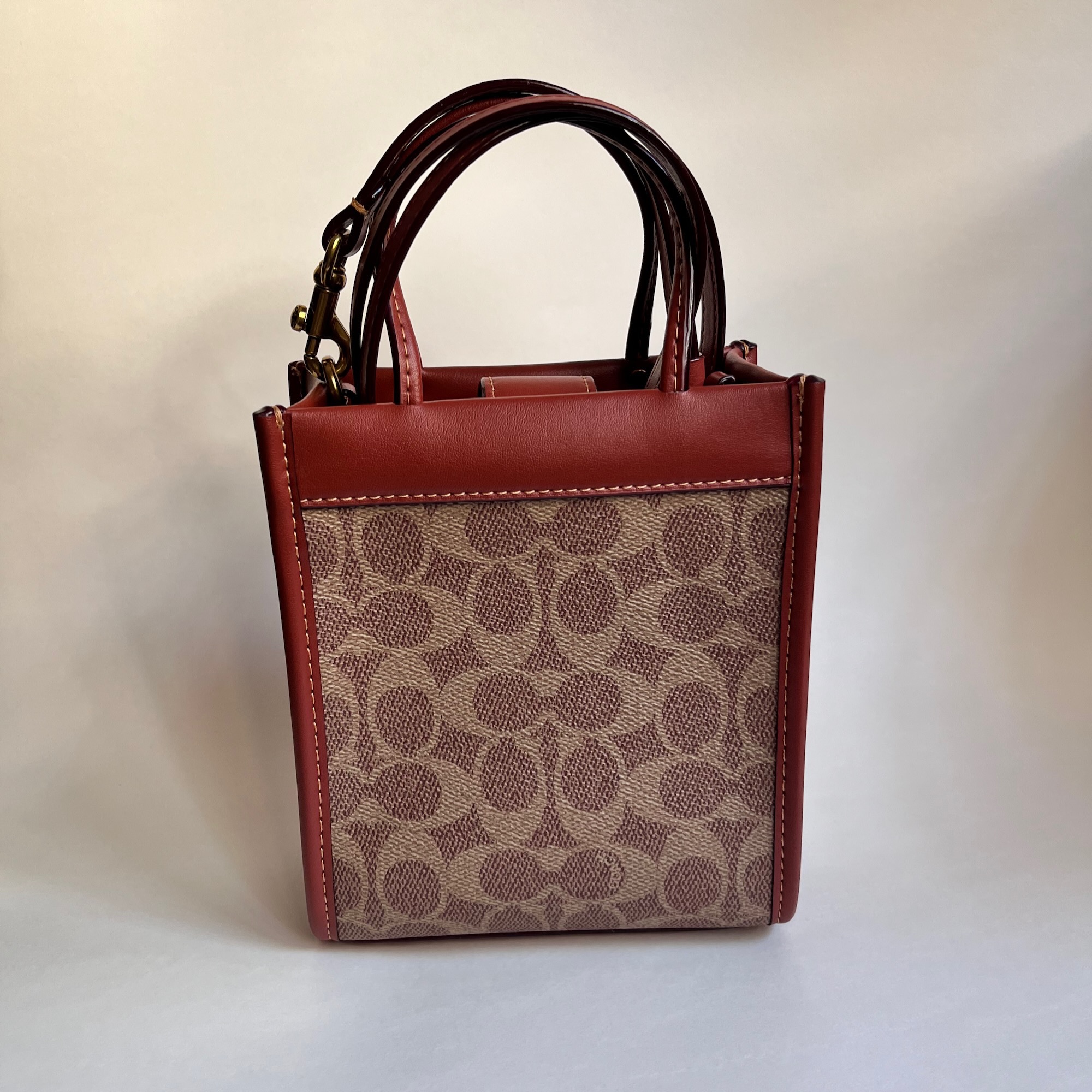 Coach Mini Cashin Tote In Signature Canvas (Color: Tan Rust - B4), Luxury,  Bags & Wallets on Carousell