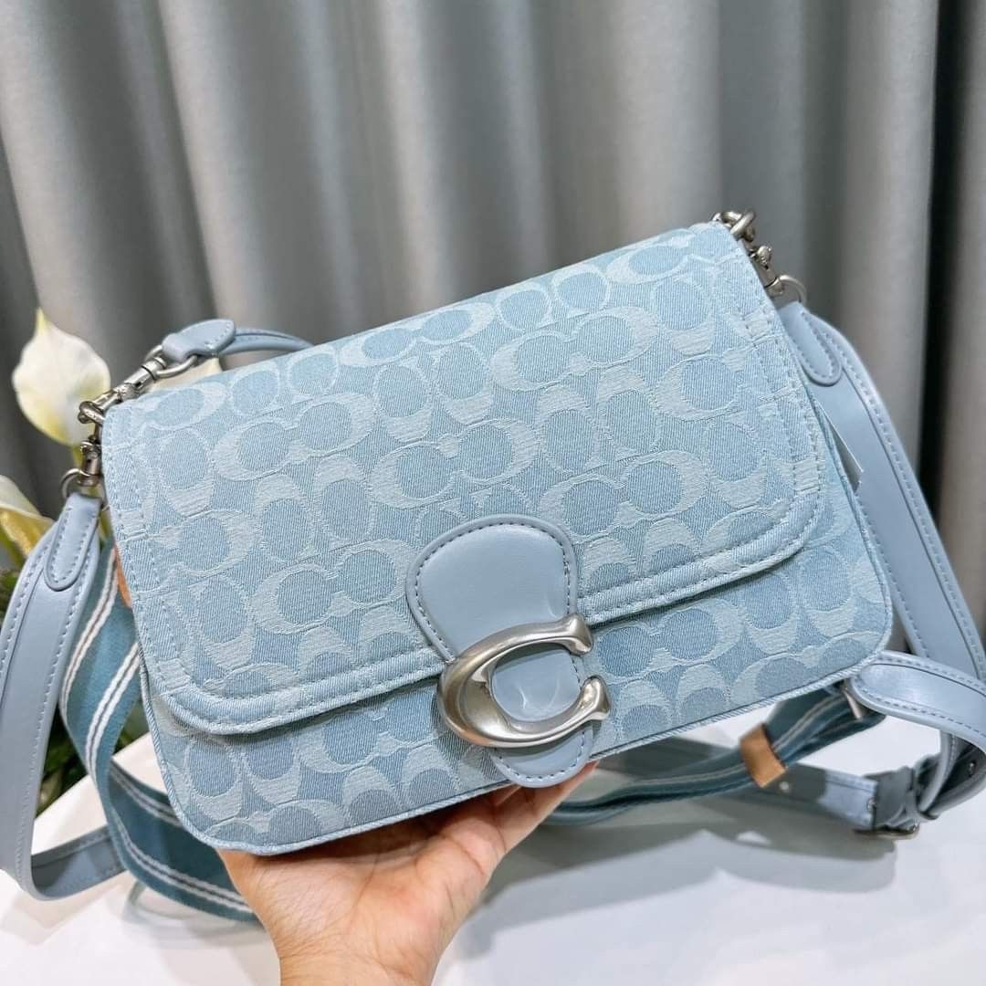 Coach SOFT TABBY SHOULDER BAG - Handbag - lh/pale blue/light blue