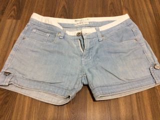 (Category: ) located in . Submitted by recycling.clothes (Listing ID 1235665960, Image 1). Description: .