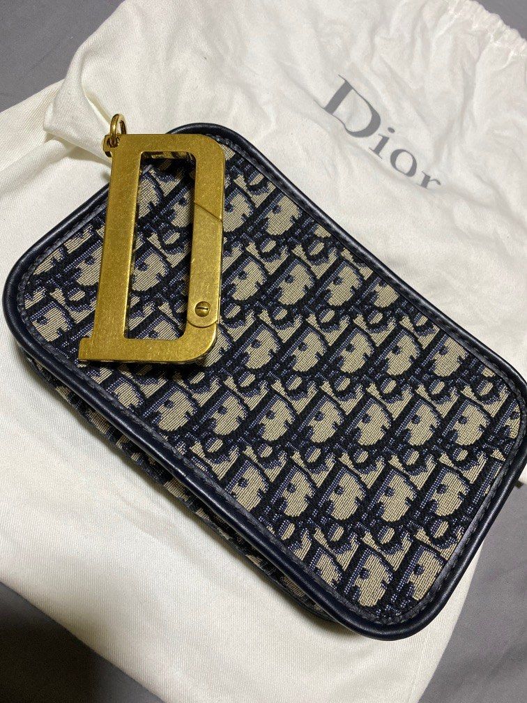 Pochette diorquake hotsell