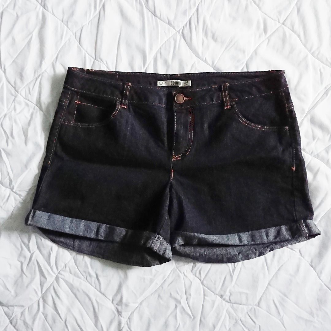 Dp for girls in shorts online