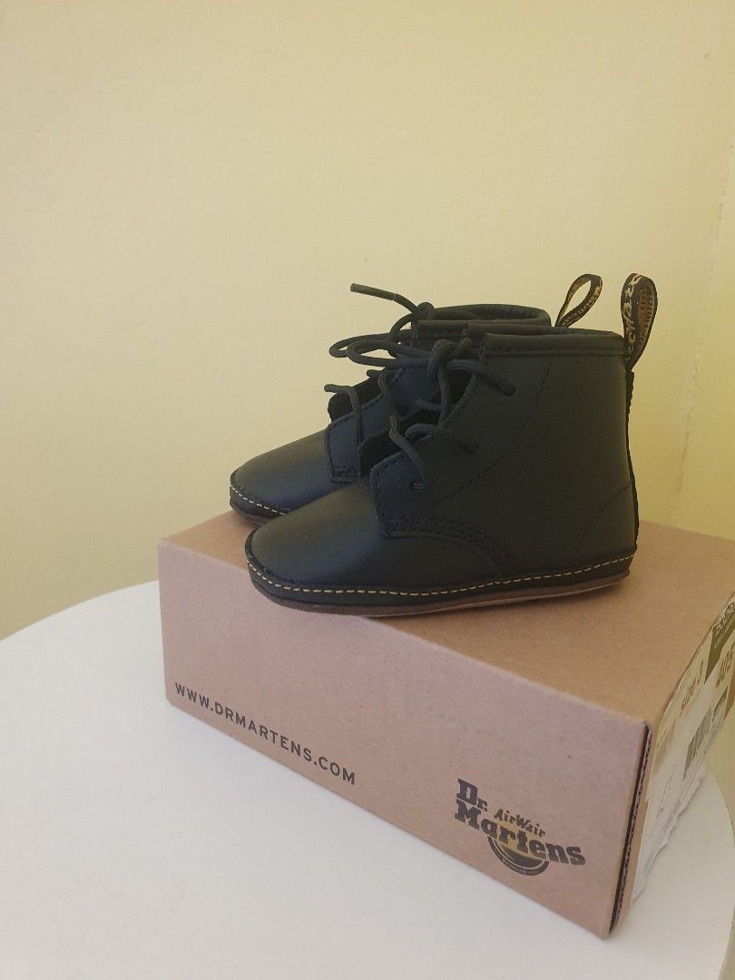 Dr martens best sale auburn baby