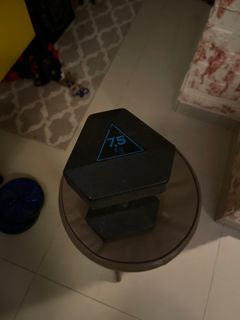 （分類：）位於 。 由 adrianbram 提交（商品編號 1235687260，圖片 1）。簡介： 。