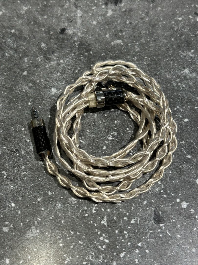 Effect Audio Thor Silver II+ 2Pin-EA 2.5mm In-Ear Monitoring IEM Cable (DEMO Sale) #17663150457793667111