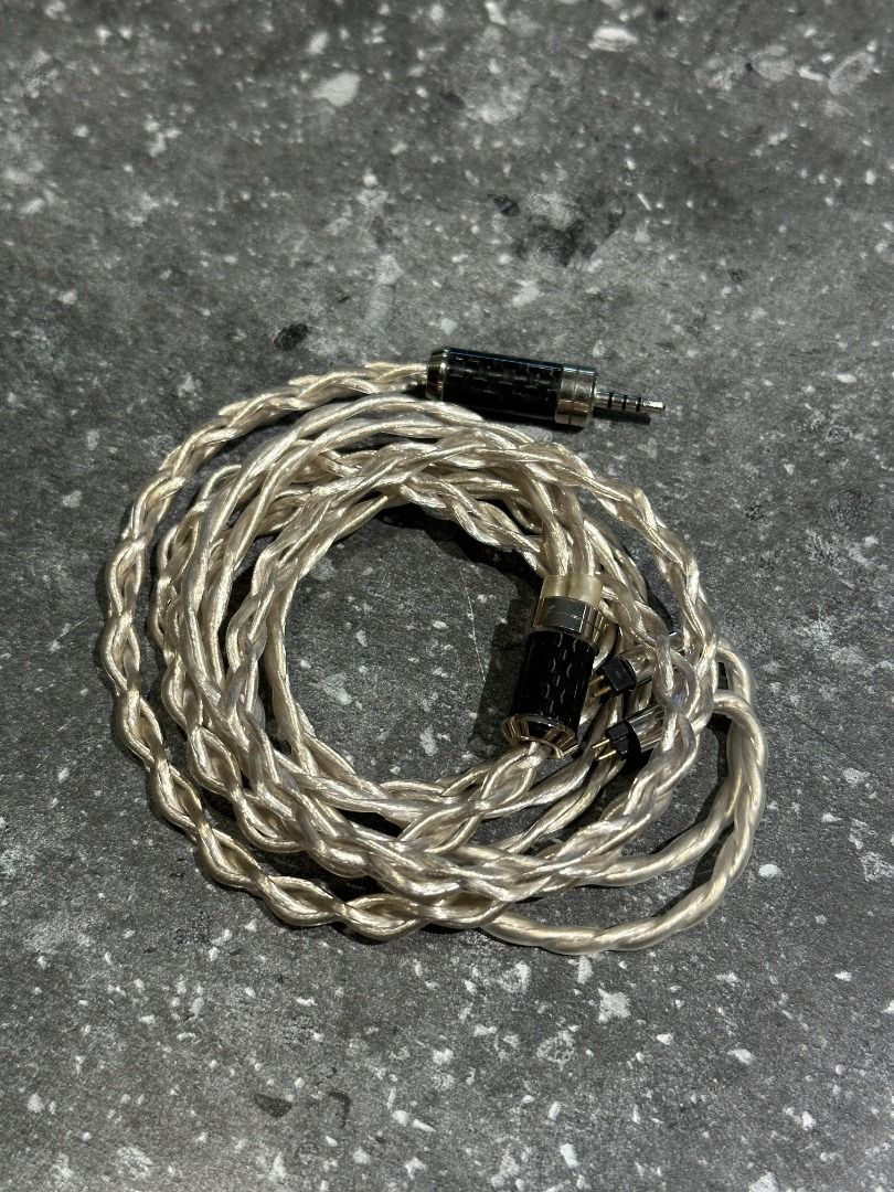 Effect Audio Thor Silver II+ 2Pin-EA 2.5mm In-Ear Monitoring IEM Cable (DEMO Sale) #17663150457793667110
