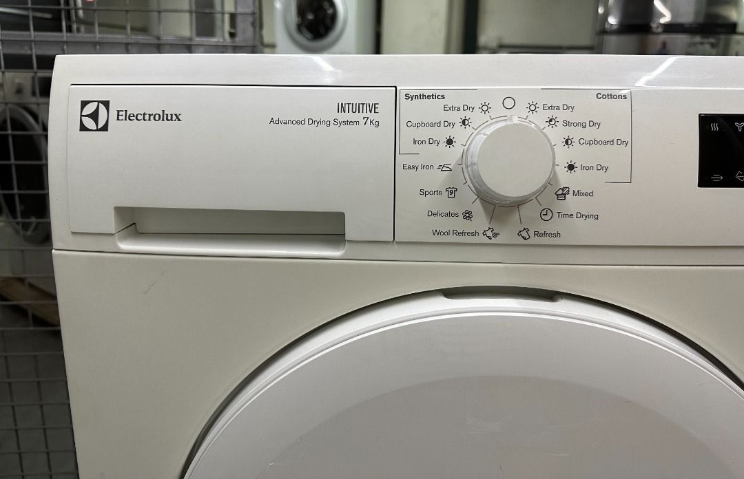 Electrolux 7kg Condenser Dryer EDP2074PDW (93612), TV & Home Appliances