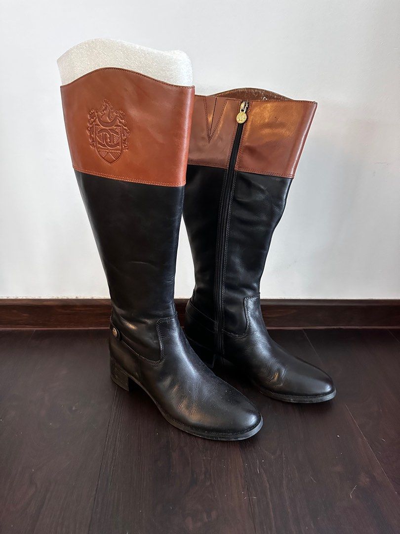 Etienne aigner on sale leather boots