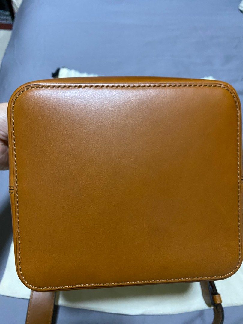 Fendi Mon Trevor Bucket Bag White