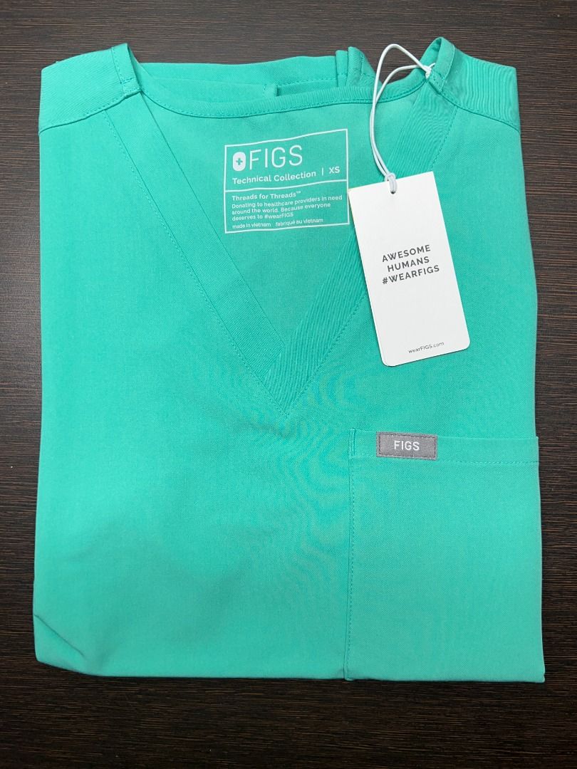 Figs scrubs in Surgical Green, Women's Fashion, Activewear on Carousell
