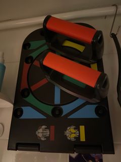 （分類：）位於 。 由 adrianbram 提交（商品編號 1235651873，圖片 1）。簡介： 。