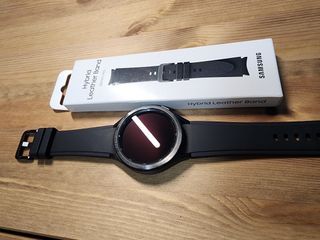Galaxy Watch4。46mm幻影黑