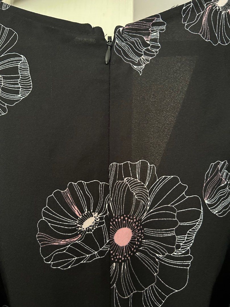 Glassons Black floral print full sleeve jumpsuit, Women's Fashion