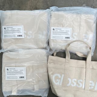 [1 left] Glossier ~ Brooklyn Exclusive Utility Canvas Bag