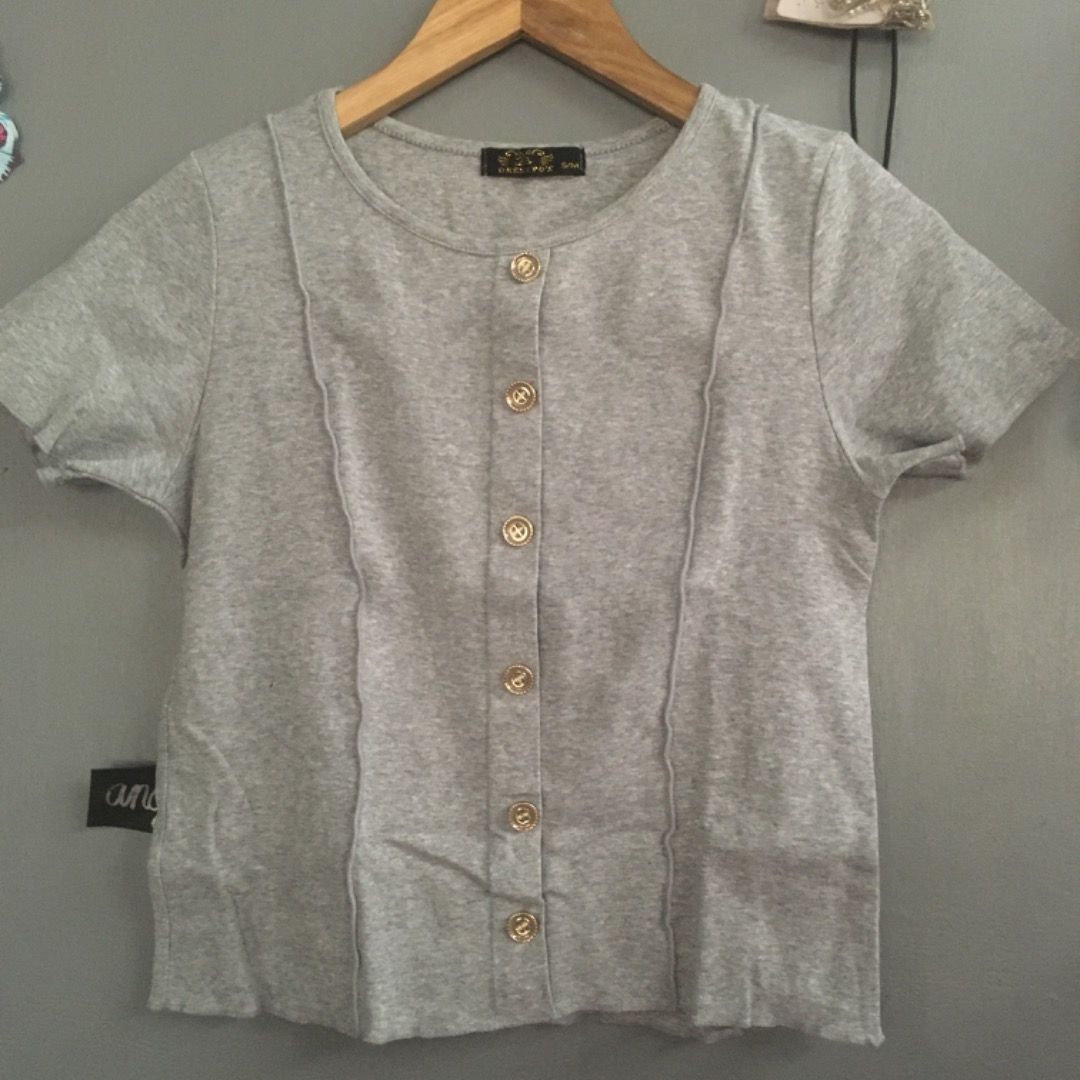 grey top, Women's Fashion, Tops, Others Tops on Carousell