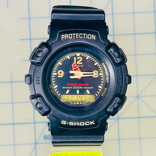G SHOCK AW 560 DIGITAL ANALOG WATER RESISTANT 200M Men s Fashion Watches Accessories Watches on Carousell