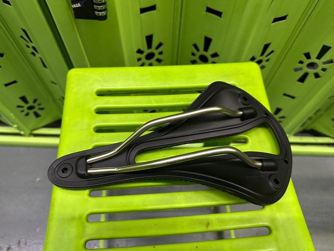 GUB 3D Printing Bicycle Saddle Ultralight, 運動產品, 單車及配件, 單車- Carousell