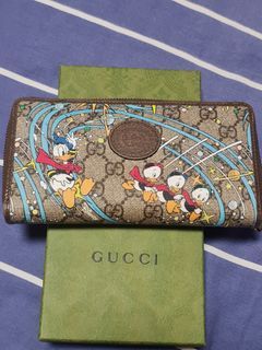 Disney x Gucci Donald Duck billfold wallet nephews card slots