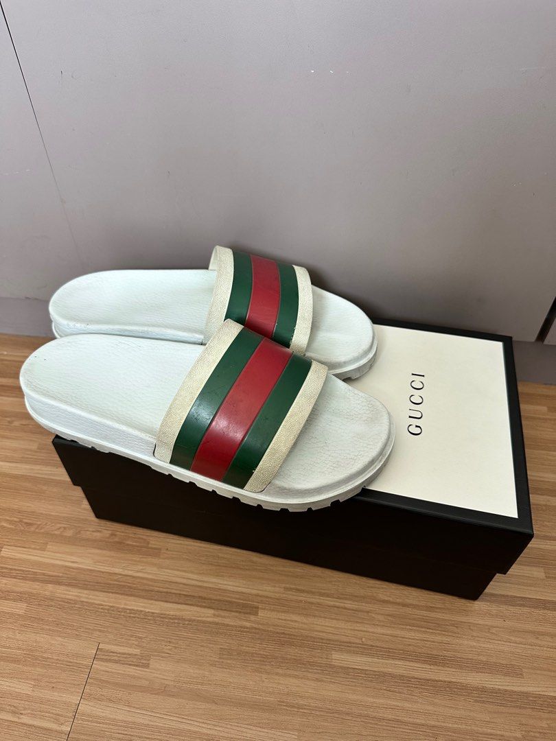 Gucci Men Slides 10/UK44, Men's Fashion, Footwear, Flipflops and Slides ...