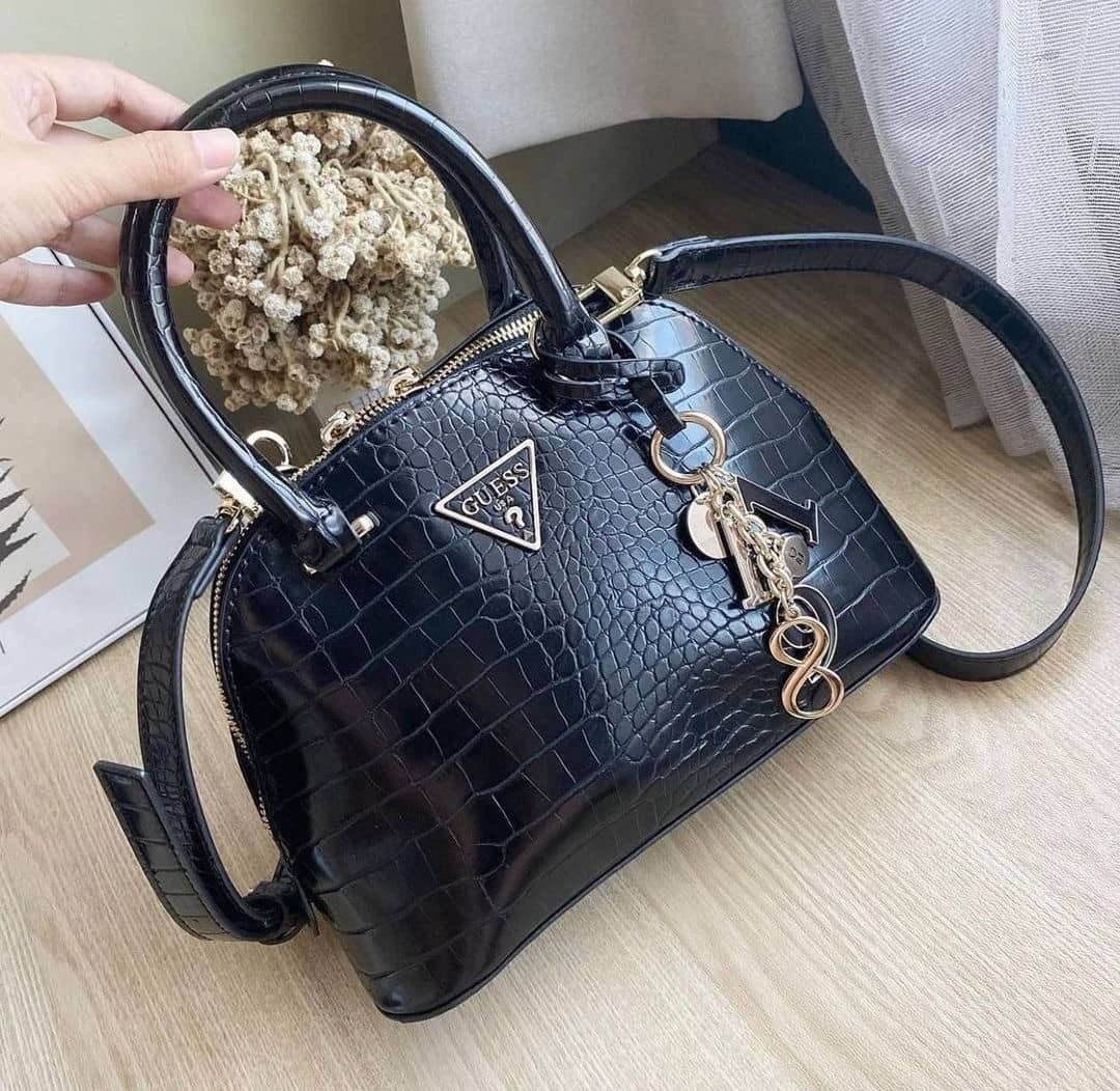 Guess maddy handbag 2025