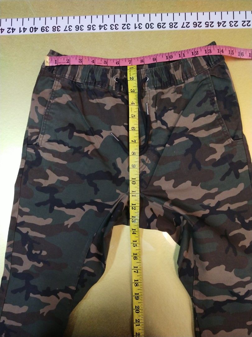 H&M Divided Camo Mens Sz 30 Pants Jogger Camouflage Cargo Pockets