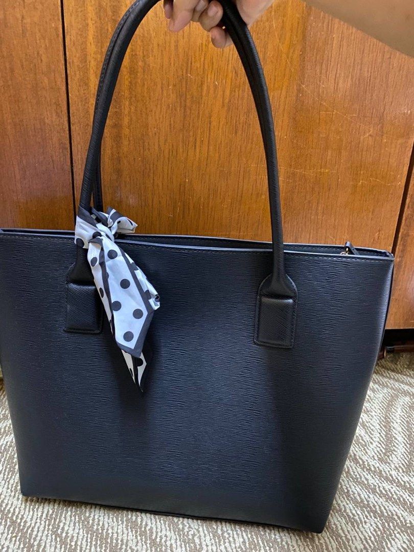 H&M TOTE BAG, Women's Fashion, Bags & Wallets, Shoulder Bags on Carousell