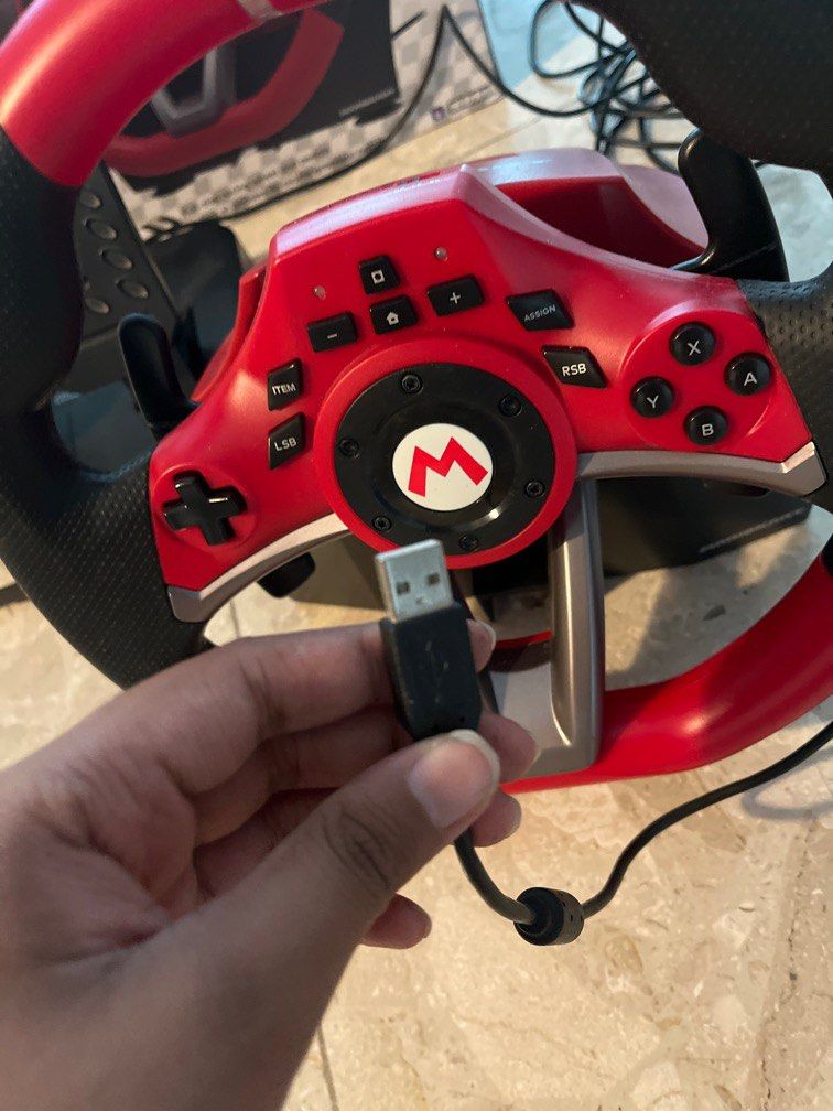 Hori Racing wheel pro deluxe Mario kart, Video Gaming, Gaming