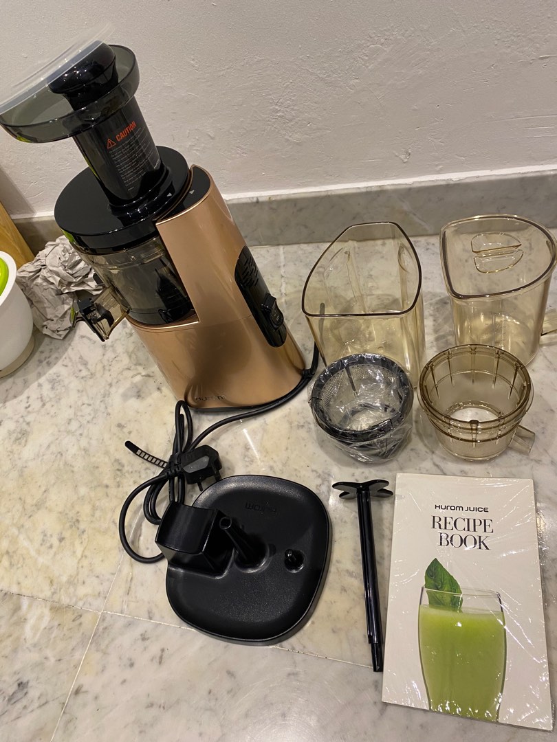 Hurom Juicer, TV & Home Appliances, Kitchen Appliances, Juicers