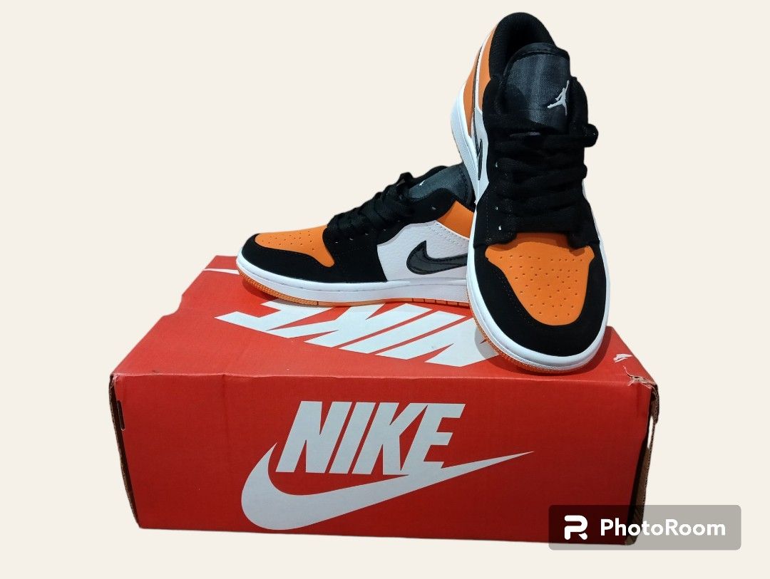 j1 low brush stroke