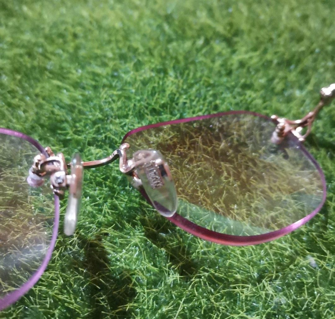 JAPANESE READING GLASSES + 2.50 VISION GRADIENT PINK RIMLESS LENS