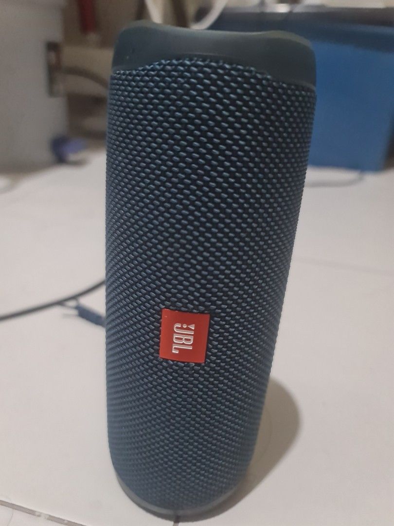 JBL FLIP 5 SPEAKER, Audio, Soundbars, Speakers & Amplifiers on Carousell