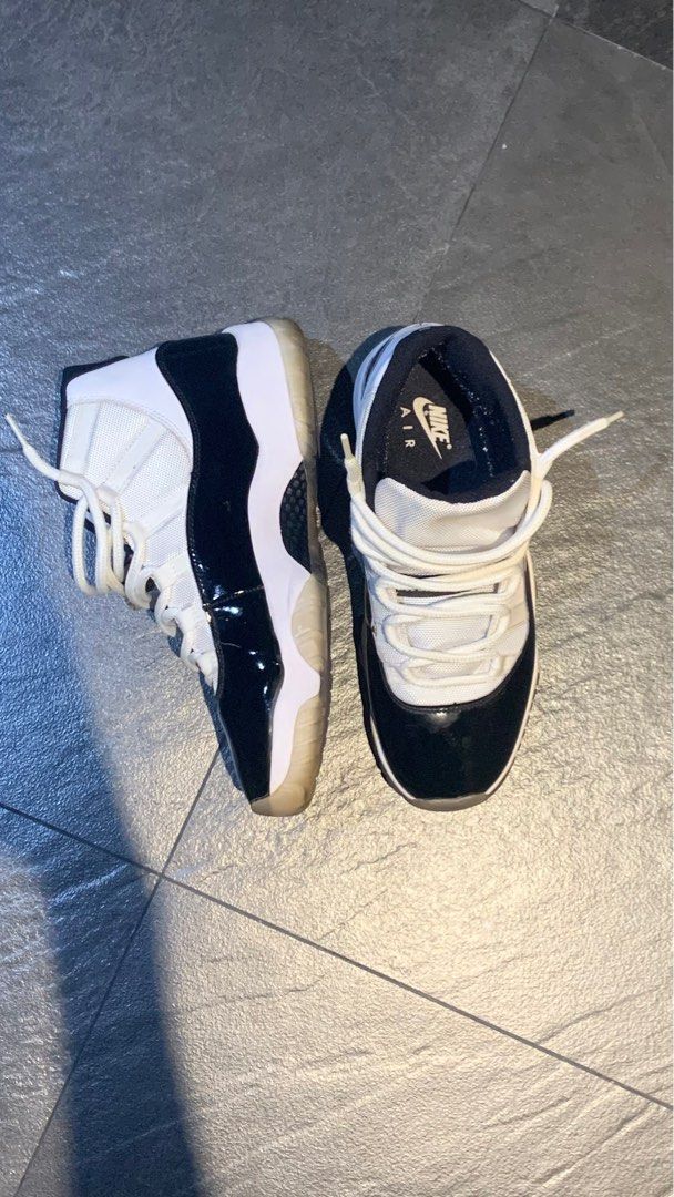 Concord 11 windbreaker on sale