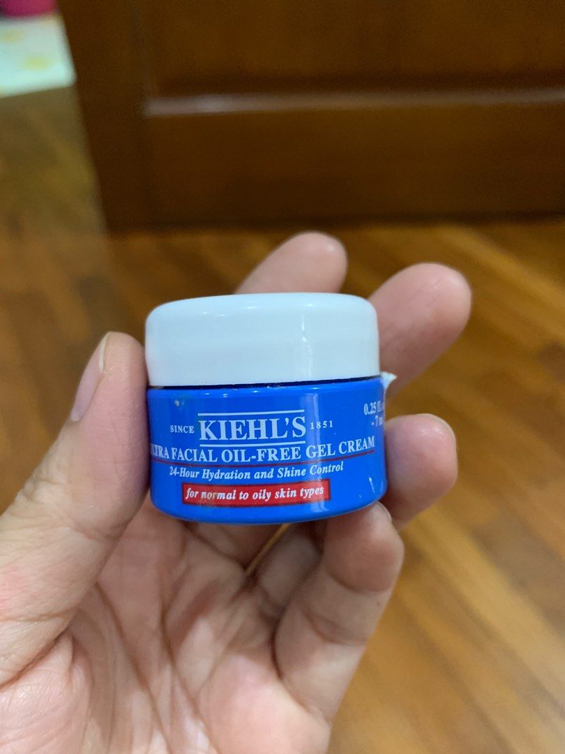 Kiehls ultraoil free gel cream ( travel size) on Carousell Kiehls ultraoil free gel cream ( travel size) on Carousell