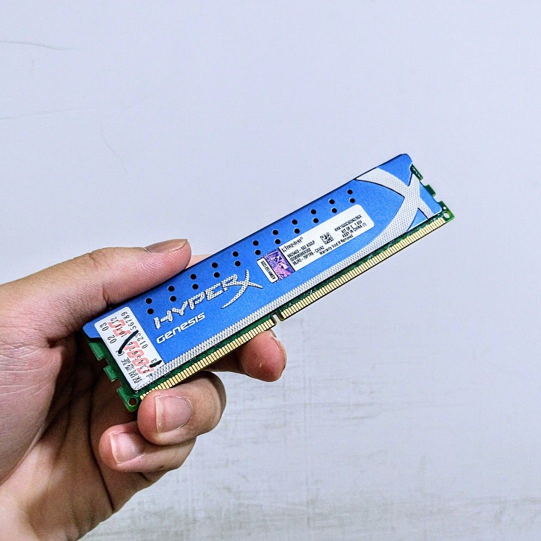 Kingston hyperx 1600 8GB