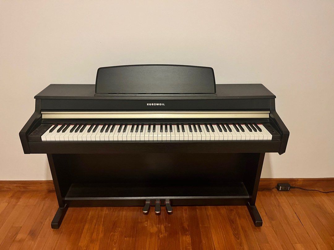 Kurzweil MP10 very lightly used digital/electric piano, Hobbies
