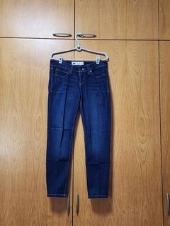 (Category: ) located in . Submitted by dinggdongg (Listing ID 1235582552, Image 1). Description: .