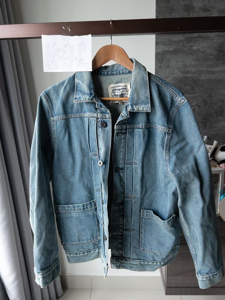 Levi's medium shop jacket size